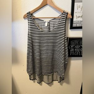 X-large black and white tank top